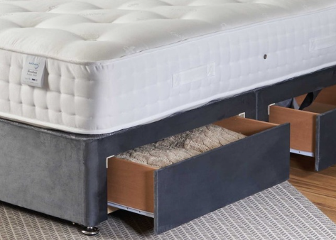 THE MANHATTAN DIVAN BED